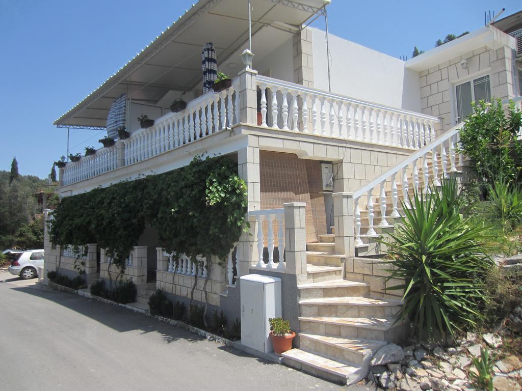 Apartments Morgen Brna Exterior foto